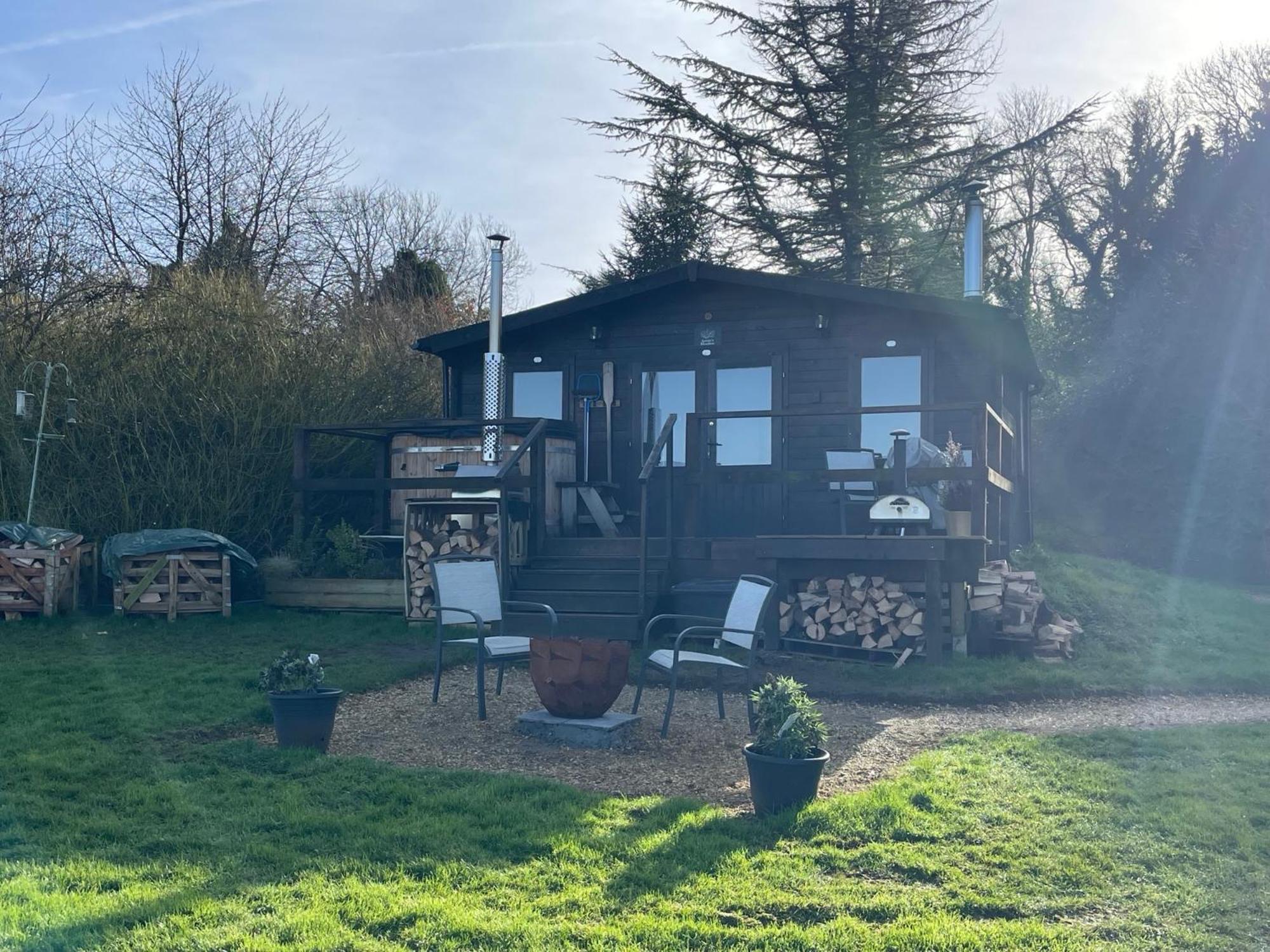Cosy Cabin In Annie'S Meadow West Meon Buitenkant foto